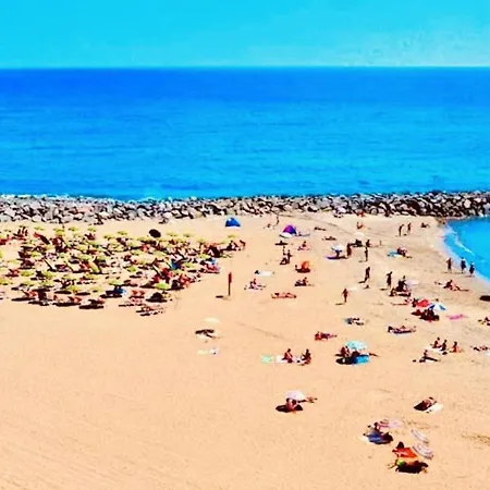 Renovated Near The Sea Apartamento *